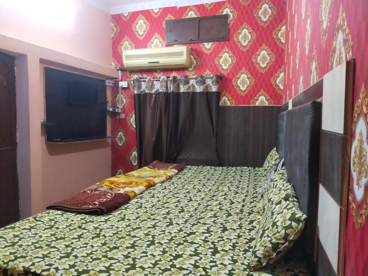 Maa Vaishno pensión Varanasi Exterior foto