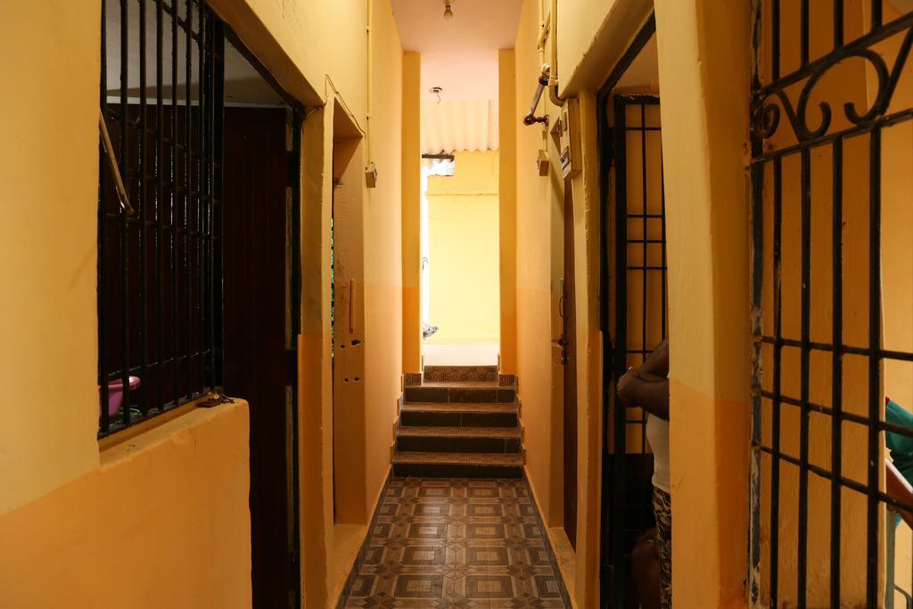 Maa Vaishno pensión Varanasi Exterior foto